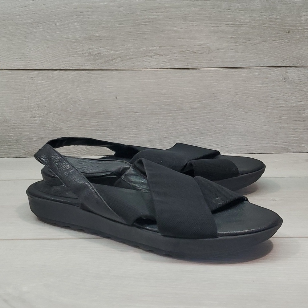 Eileen Fisher Women Spa Nu stretch Crisscross Strap Sandals shoes sz 10M